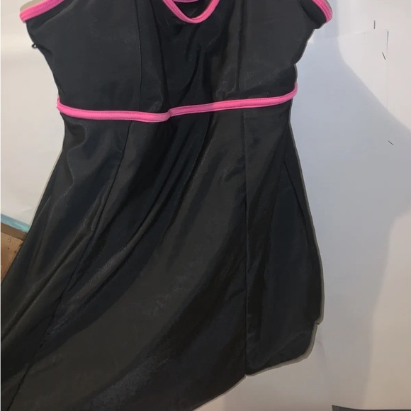 Swimsuits for All Beach Belle Size Xl One Piece Swimsuit Dress Built In Bra - Picture 2 of 3